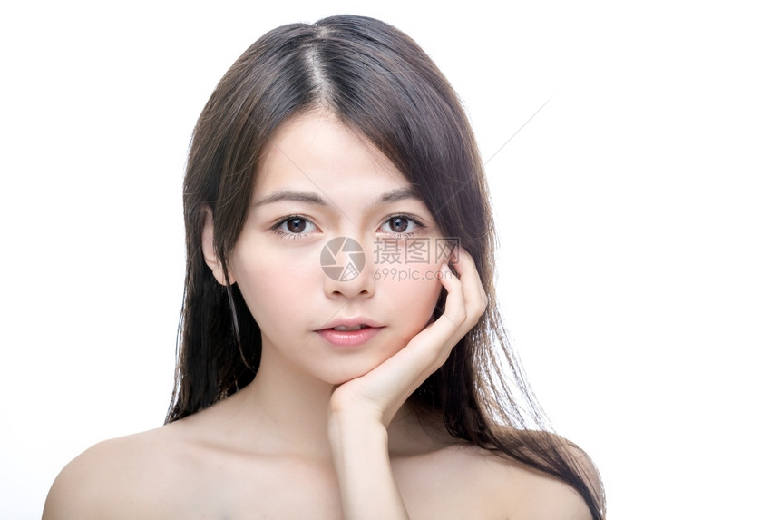 模型成人美貌的亚洲女触摸完美的面皮健康肤护理概念看着相机图片