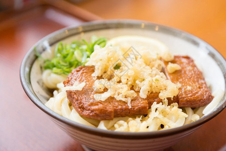 美味的筷子碗里拉面受欢迎日本料理人图片