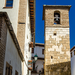 格拉纳达教堂西班牙南部安达卢西亚的宗教建筑塔街道墙图片