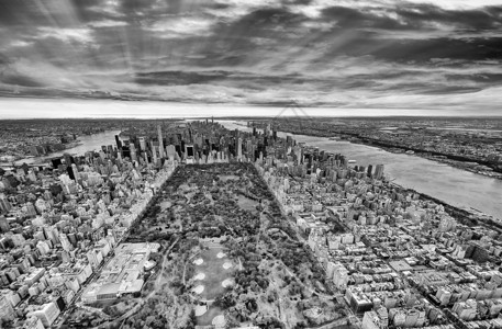 城央公园地标美国最佳纽约市日落时从直升机对曼哈顿中城和央公园的宽角空中观察设计图片