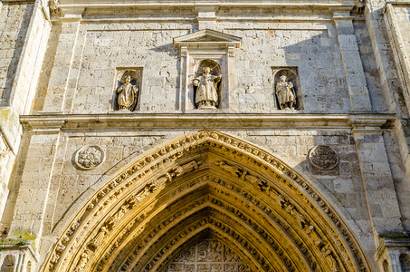 西班牙帕伦亚卡斯蒂利和里昂哥特大教堂天主旅行地标图片