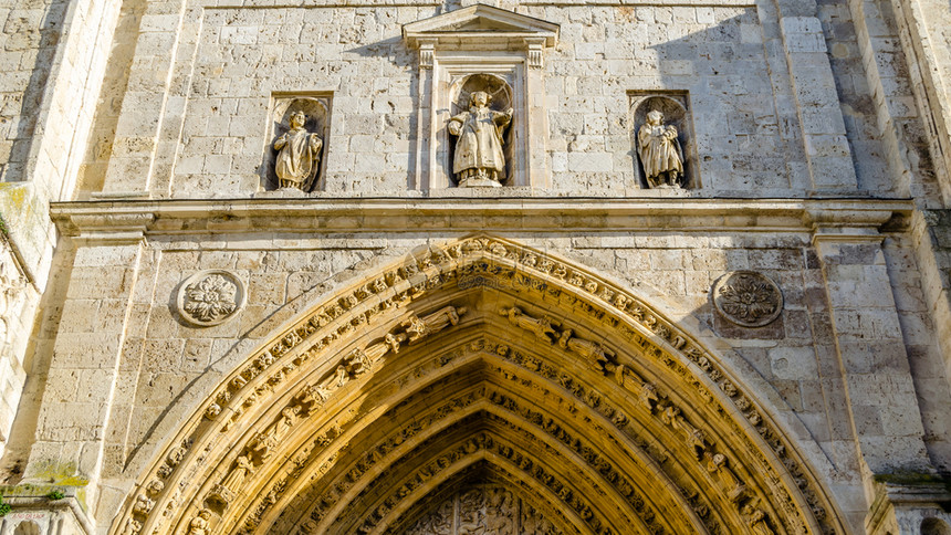 欧洲崇拜老的西班牙帕伦亚卡斯蒂利和里昂哥特大教堂图片