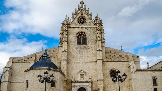 历史镇结石西班牙帕伦亚卡斯蒂利和里昂哥特大教堂图片