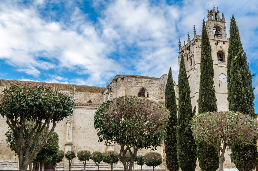 镇历史旅游西班牙帕伦亚卡斯蒂利和里昂哥特大教堂图片