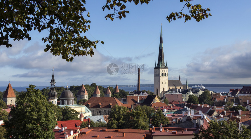 爱沙尼亚的塔林市旧城是欧洲保存最好的中世纪城市之一也是教科文组织的世界遗产迹塔林是爱沙尼亚首都是芬兰湾的一个主要港口Tallin图片