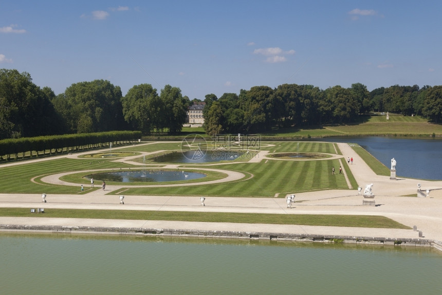 文件池塘钱蒂利城堡花园法国皮卡迪老的图片