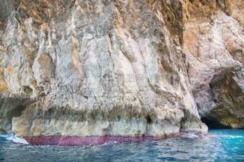 2015年9月日马耳他阳光明媚的一天蓝格罗托BlueGrotto在2015年9月日水洞穴九月图片