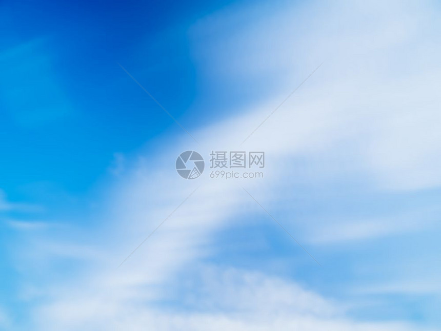 清除自然生动的蓝天与cloudFor用作背景环境图片