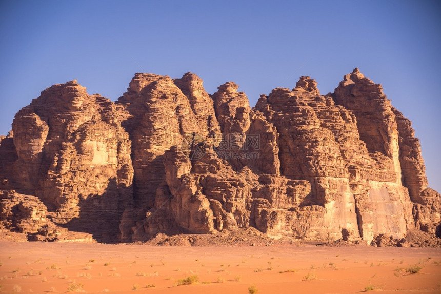 热的旅行约旦瓦迪鲁姆的沙漠山语图片