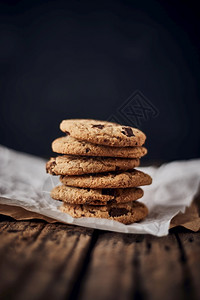 巧克力薯片饼干甜美味点心概念甜的可口餐巾图片