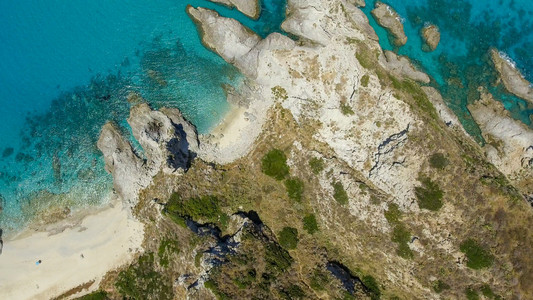 美丽海岸线的俯视图美丽海岸线的俯视图最佳水意大利图片