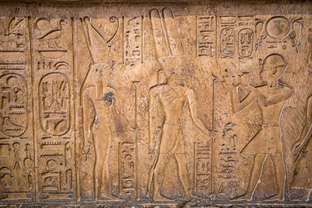 建筑学脚本古埃及神庙墙壁上的象形文字图画和绘里面图片