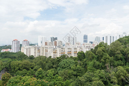 住建局新加坡城市大楼建筑在公园的云丛中天空清晴约翰内斯堡摩天大楼现代的背景