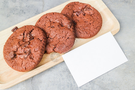 带有空白名卡库存照片的自制巧克力饼干小吃门户14中小企业图片