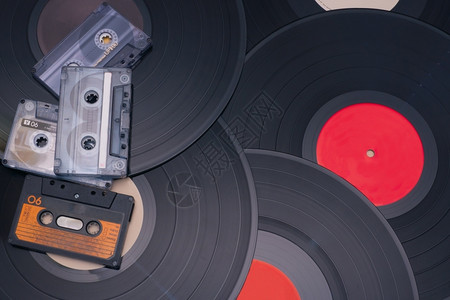 八十年代怀旧音乐复变党音频盒录磁带和乙烯记图片