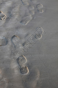 独自的人脚踩沙土痕迹一种自然图片