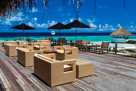 美丽的海洋假日岛屿上的一个酒吧自然图片