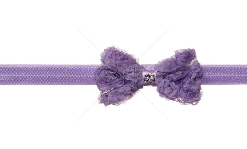 庆祝活动编织天在白色背景上隔离的紫色丝带弓图片