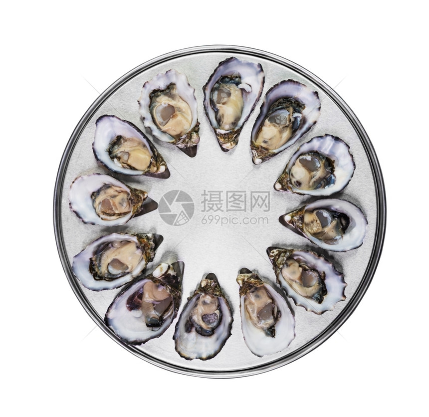 贝类专门烹饪和提供金属托盘的十几个新鲜牡蛎隔离顶视图有机的海洋图片