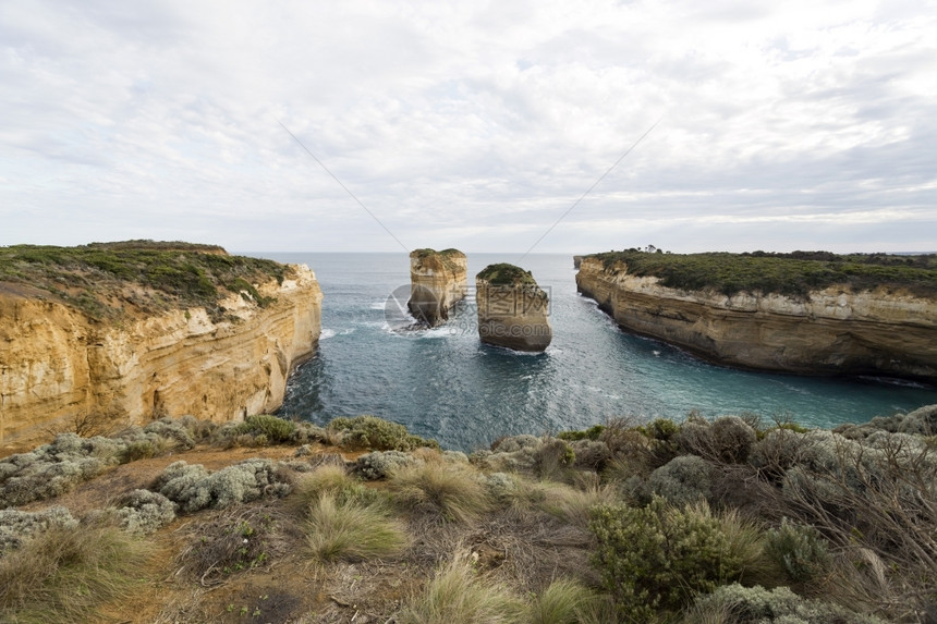 著名的结石地标从澳大利亚维多州东面的十二使徒看望处到的景象图片
