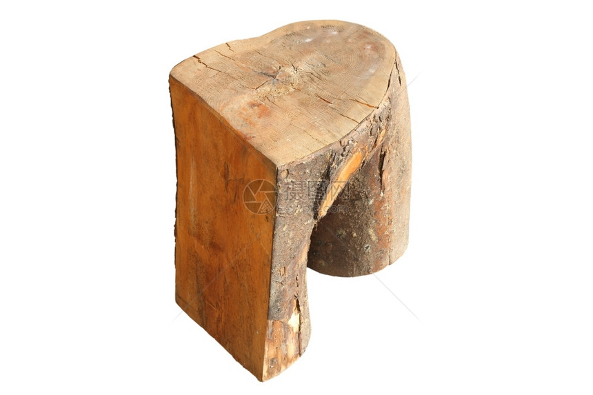 椅子云杉在白色背景上隔离的令人感兴趣木干小雕刻座位桌子图片