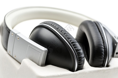 新耳机白色的孤立无绝缘之物系统现代的电子产品图片
