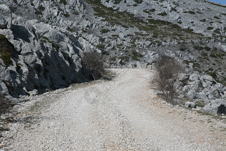 克罗地亚维列比特山公路爬全景亚得里海高清图片