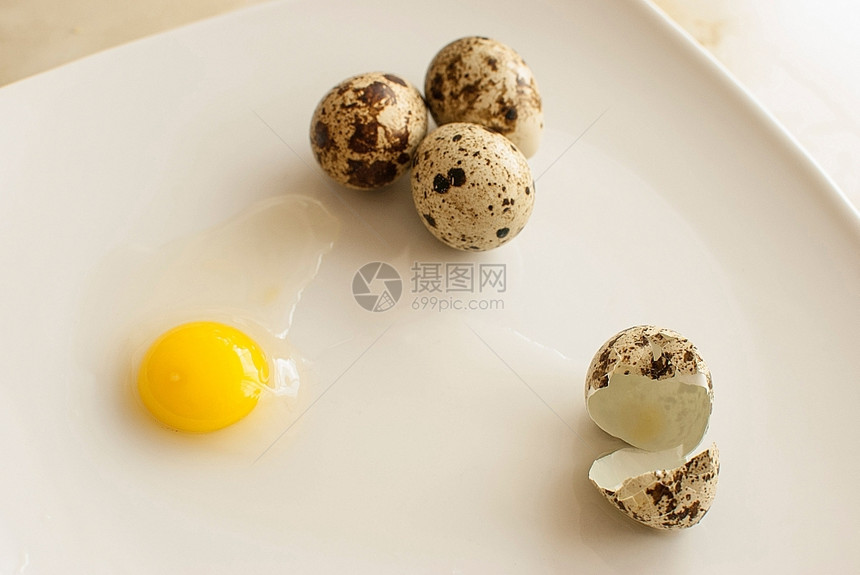 早餐食用干草健康新鲜有机蛋图片