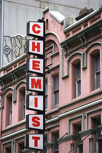 化学药剂标志自信的架子红色背景图片