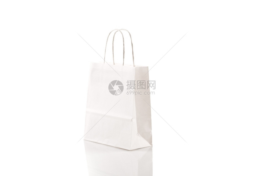 销售白色背景孤立的循环纸张购物袋废空白的礼物图片