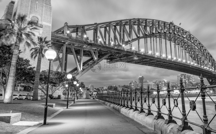 商业悉尼2015年月23日美丽的城市全景天际线悉尼2015日美丽的城市全景天际线悉尼每年吸引全球10万游客地标球图片