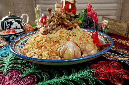 食物东方乌兹别克比拉夫中亚美食印度人布瑞雅尼高清图片