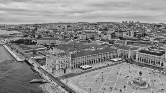 普拉卡建筑学葡萄牙里斯本商业广场和城市天际线的空中观景图片