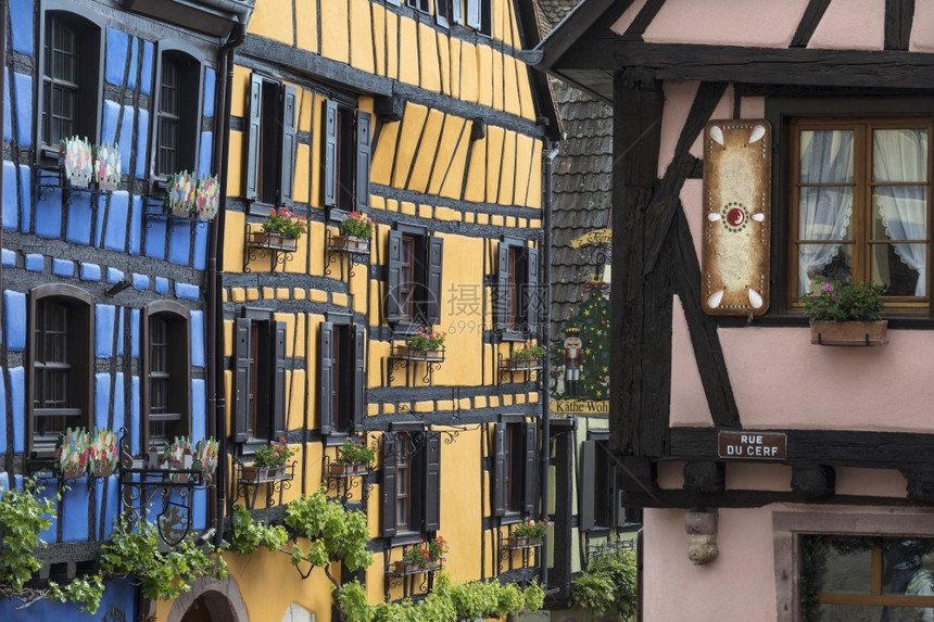 受欢迎的欧洲Riquewihr法国大西部地区对其历史结构的热门旅游景点Riquewihr今天看起来和16世纪时一样多或少村庄图片