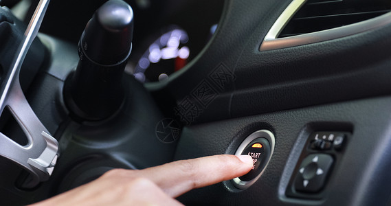 仪表盘无键条目的自动汽车引擎启按钮开锁入口图片