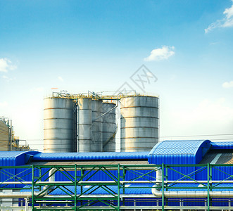 重型工业用地厂储油罐的工业仓房顶户外物流图片