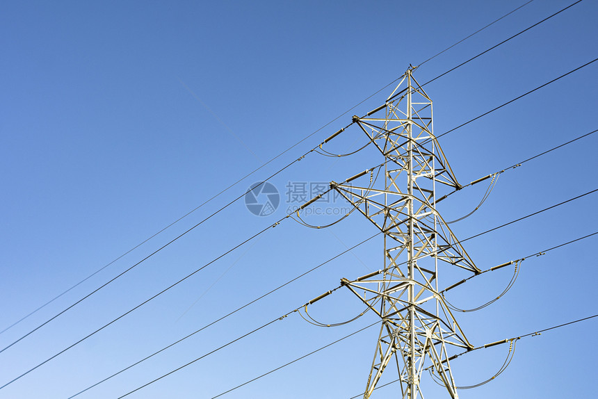 塔危险金属结构采用高电压线将力从发源输送到不同目的地塔形式使用高电压线利把力从发源运至不同目的地电工图片