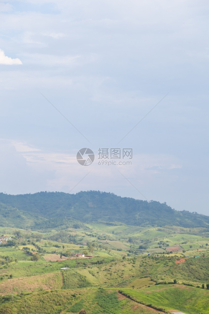 山区Zoning的农业区村民在林地上种植的农庄和村里民季节美丽的种植园图片