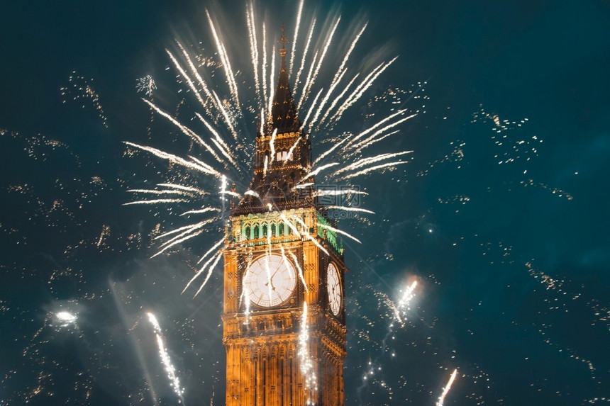 焰火BigBen新年庆典的烟花英国伦敦首都超过图片