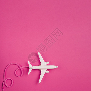 带有粉红色蕾丝的玩具飞机高分辨率光度照相玩具飞机粉红色蕾带的空白图片