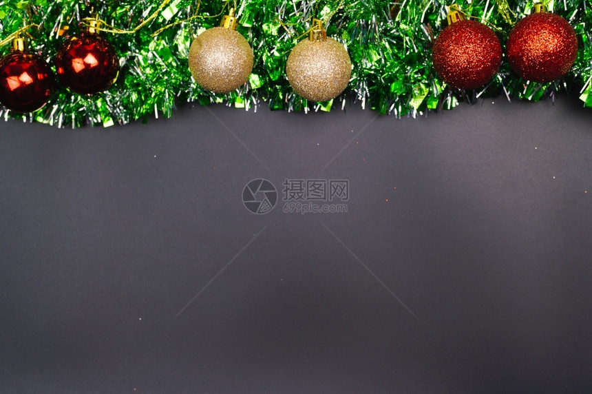 冬天圣诞快乐背景与新年树季节图片