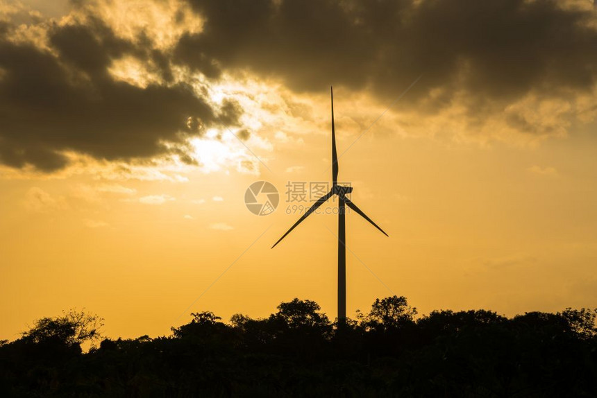 大型风力涡轮机在日落时产生电能农场气活力图片