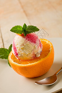 寒冷的照片甜美水果冰淇淋加鲜薄荷叶子美食图片