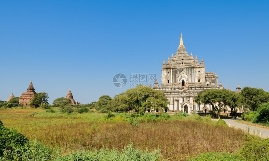 在缅甸巴根那个拜林纽寺庙是最高的蓝色旅行金图片