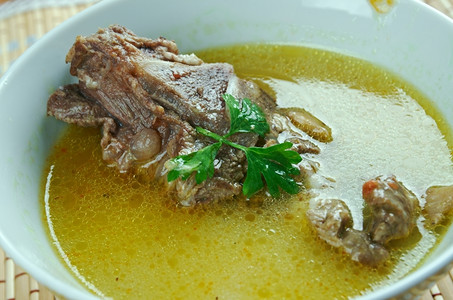 开胃菜牛肉汤kellepaca阿塞拜疆伊朗和土耳其常见的液体热碗和汤图片