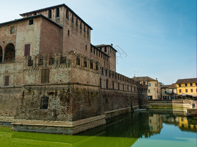 罗卡桑维塔莱丰内拉托城堡13世纪意大利艾米亚罗马涅大区帕尔建筑学13日天图片