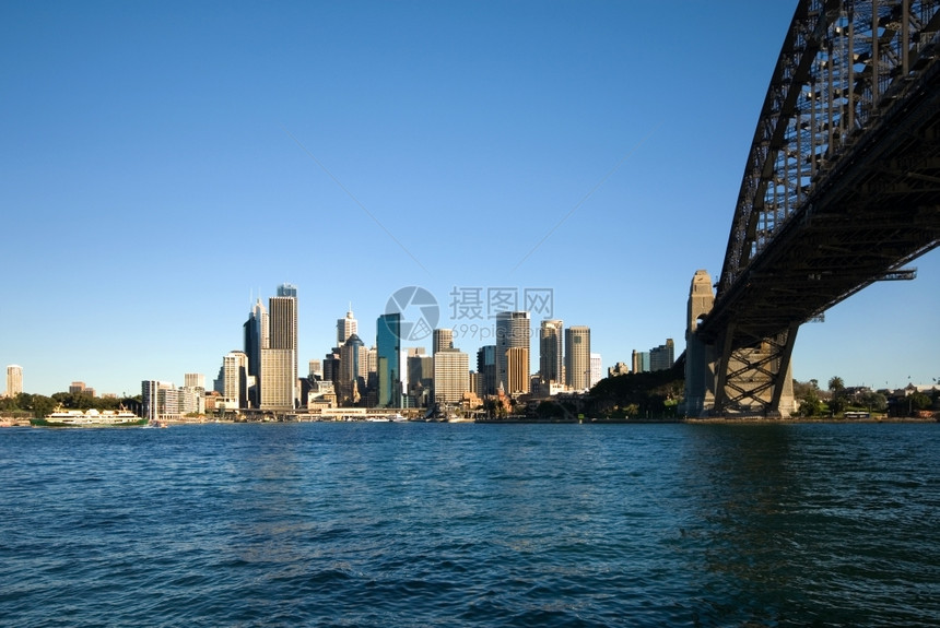商业的塔架拱澳大利亚悉尼港桥巨大的钢铁结构澳大利亚悉尼图片