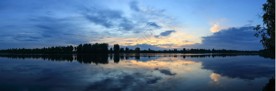 钓鱼俄罗斯奥卡伊尔库茨克河地区日出好的边缘图片