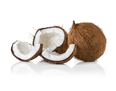 圆形的休息白色背景上孤立的椰子可核新鲜图片