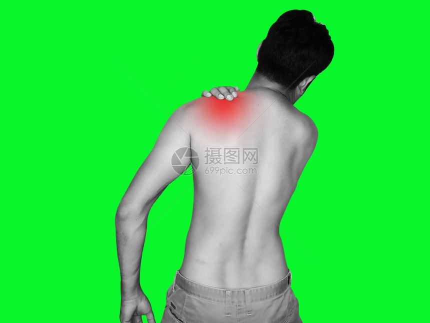 一个男人肩部疼痛绿色背景人们年轻的受伤图片